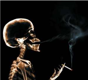南昌白癜风医院年度排名揭晓，热门总榜新鲜发布，男人喜欢抽烟喝酒易患白癜风？